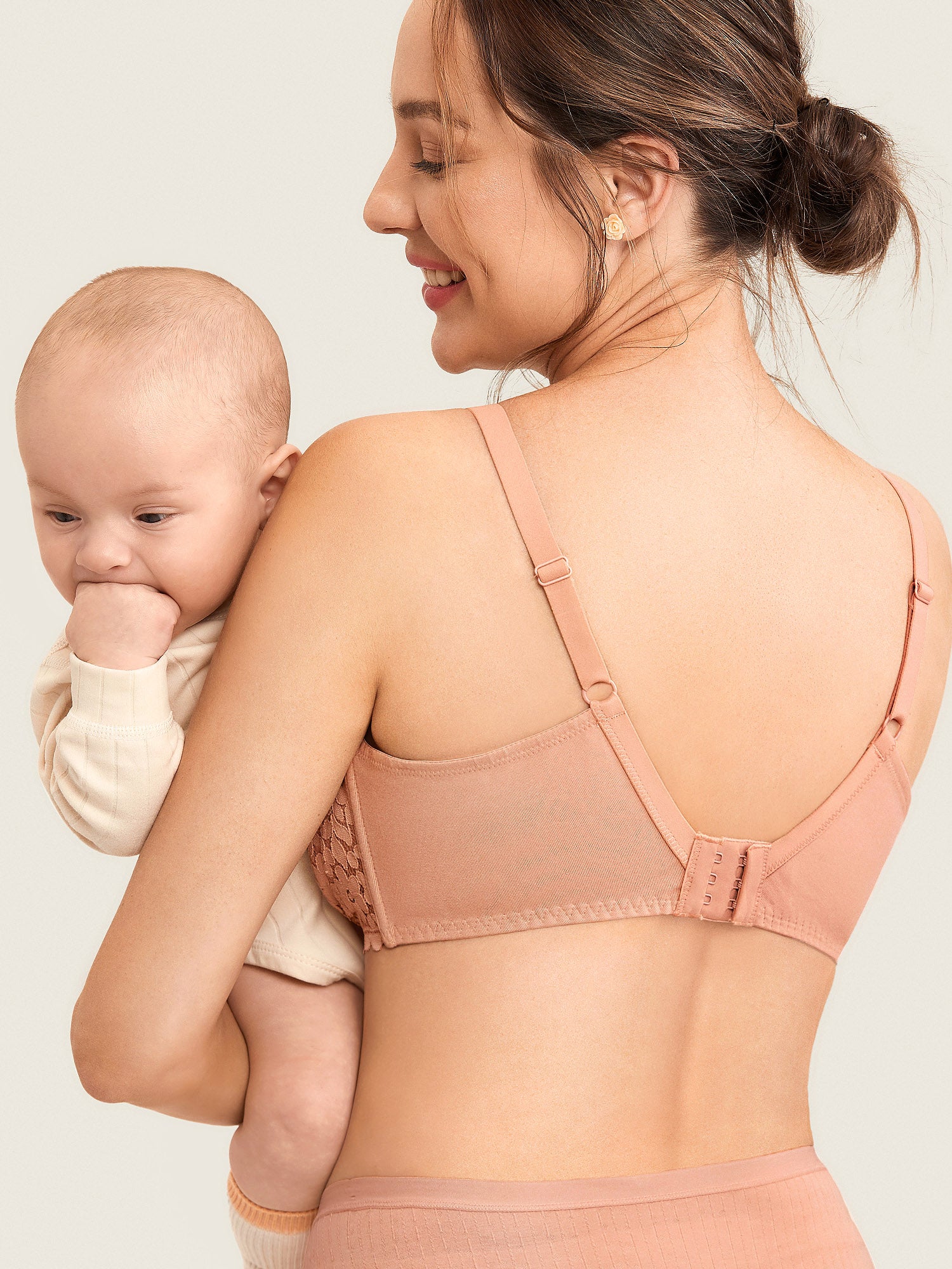 Lace Hands Free Pumping Bra Cream Coffee