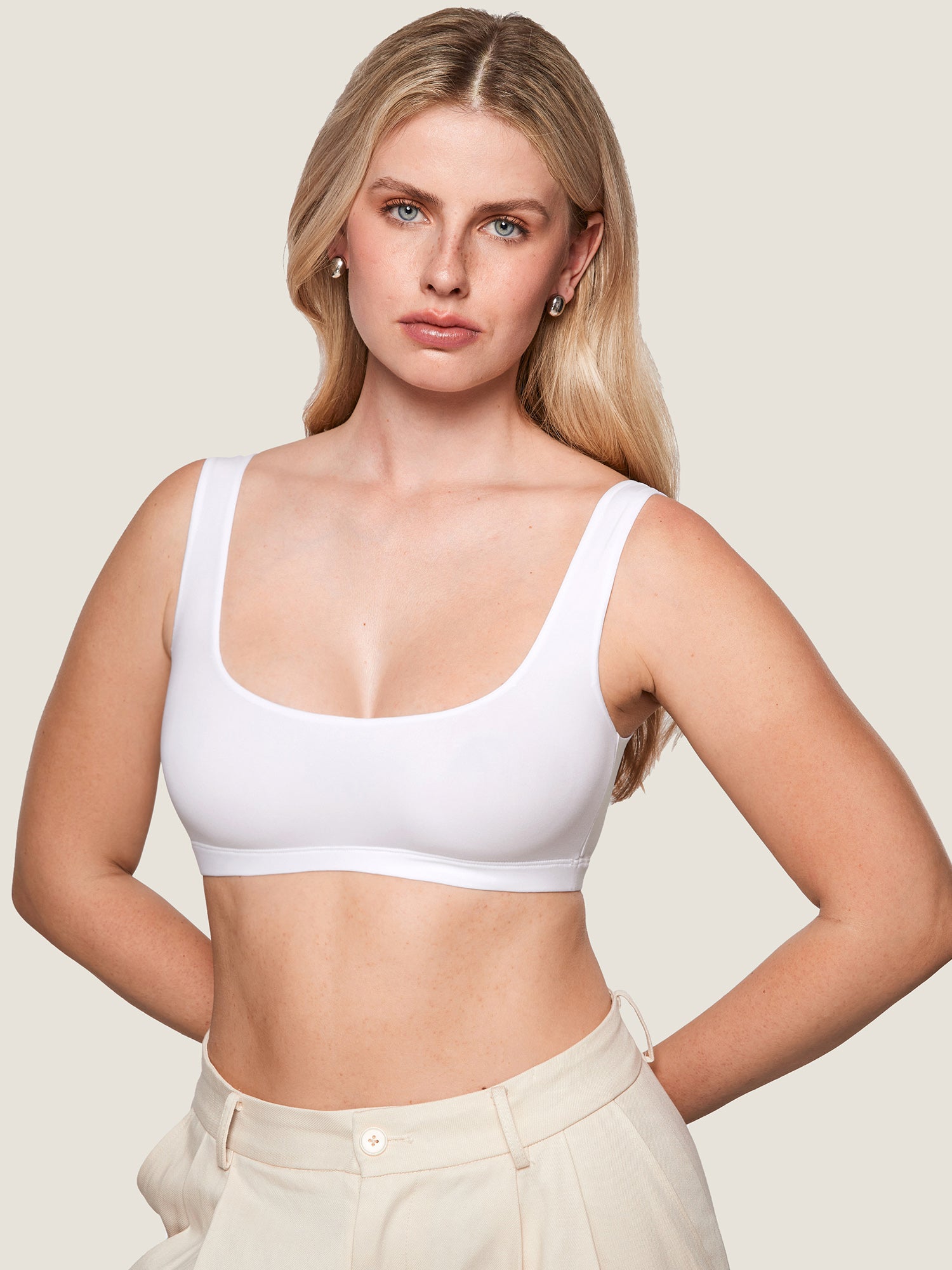 Inbarely® Soft Seamless Everyday Bralette White